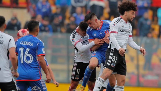 Universidad de Chile falló en romper la racha y empató con Colo Colo en un intenso Superclásico