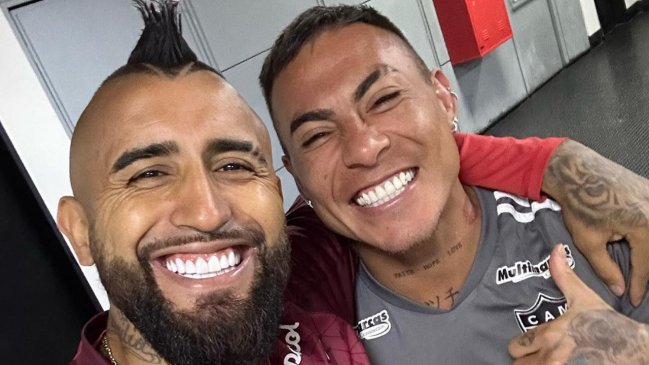 "Qué alegría hermano mío": El encuentro de Arturo Vidal y Eduardo Vargas en Brasil