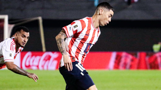 Miguel Almirón sufrió lesión muscular y encendió las alarmas en Paraguay