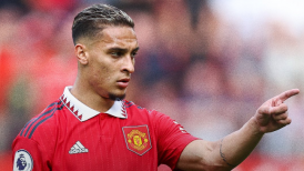 Antony retrasó su regreso a Manchester United mientras es investigado por maltrato