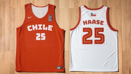 La Roja del Basket presentó su nueva indumentaria de cara a Santiago 2023