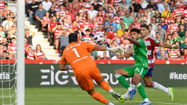 Claudio Bravo: Estoy disfrutando y tratando de hacer las cosas bien de donde me toque estar