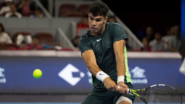 Carlos Alcaraz debutó con victoria en el ATP 500 de Beijing