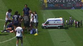 Jugadora de la UC debió salir en ambulancia por golpe en la cabeza ante Colo Colo