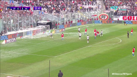 [VIDEO] Peranic y el palo salvaron a la UC del gol de Colo Colo en el Monumental