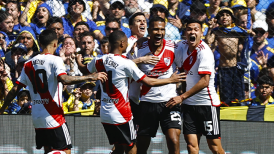 Boca Juniors y River Plate se miden en el Superclásico argentino
