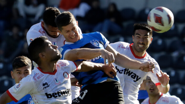 Huachipato quiere seguir presionando por la cima en su visita a La Calera