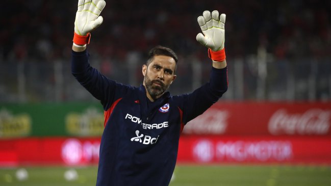 Claudio Bravo: Desde la distancia me da pena la situación general del fútbol chileno