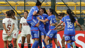 La U arrancó la Libertadores Femenina con un polémico triunfo sobre Universitario