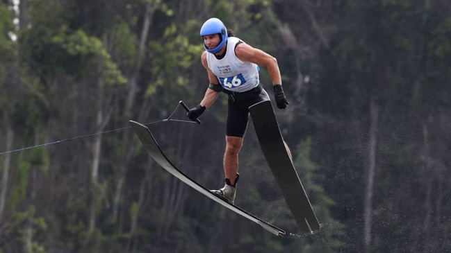 Emile Ritter conquistó la segunda medalla de oro para Chile con notable actuación en el esquí náutico