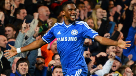 Premier League investiga el fichaje de Samuel Eto'o en Chelsea