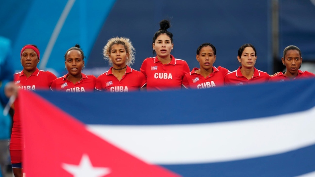Alcaldesa de Las Condes abrió la puerta a deportistas cubanos para "trabajar y fomentar el deporte"