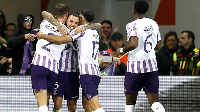 Gabriel Suazo hizo un destacado partido en vibrante triunfo de Toulouse sobre Liverpool