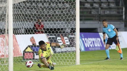 Yerko Urra fue figura al atajar tres penales en triunfo de Temuco sobre La Serena en la liguilla
