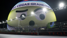 Los primeros libres en el GP de Las Vegas fueron cancelados por una tapa de alcantarilla