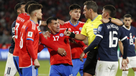 Gary Medel será baja para la Roja ante Ecuador por suspensión