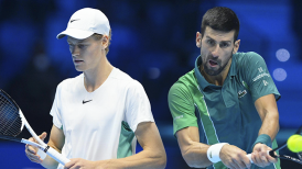Jannik Sinner y Novak Djokovic se enfrentan en la definición de las Finales ATP