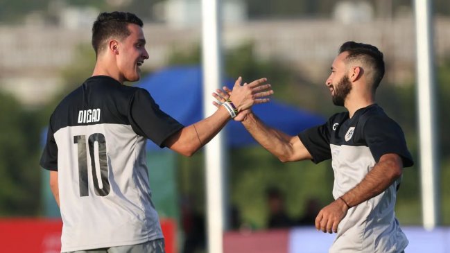 Diego Molina brilló con el golazo de la segunda fecha de la Legends Cup