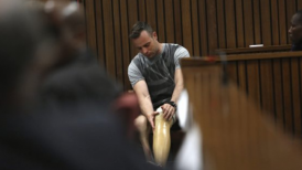 Oscar Pistorius obtuvo la libertad condicional diez años después de matar a su novia