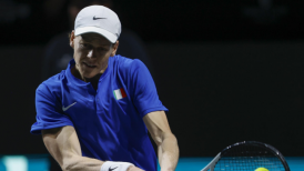Sinner superó a Djokovic y devolvió la vida a Italia en Copa Davis