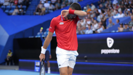 Djokovic sobre molestias en la antesala del Abierto de Australia: Espero que no sea grave
