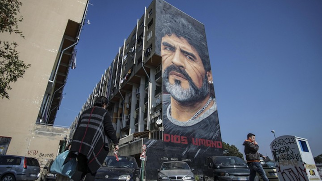 Ayuntamiento de Nápoles decidió derribar icónico mural de Diego Maradona