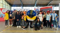 Niños de La Reina vibraron con medallista Parapanamericano y con Fiu