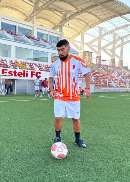 Nicolás Nicolás