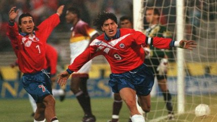 Revive grandes goles de Iván Zamorano por la Roja en su cumpleaños 57