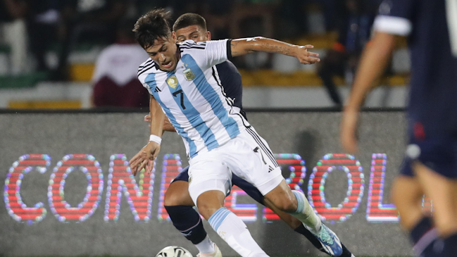 Argentina evitó derrota en su debut en el Preolímpico con agónico empate ante Paraguay