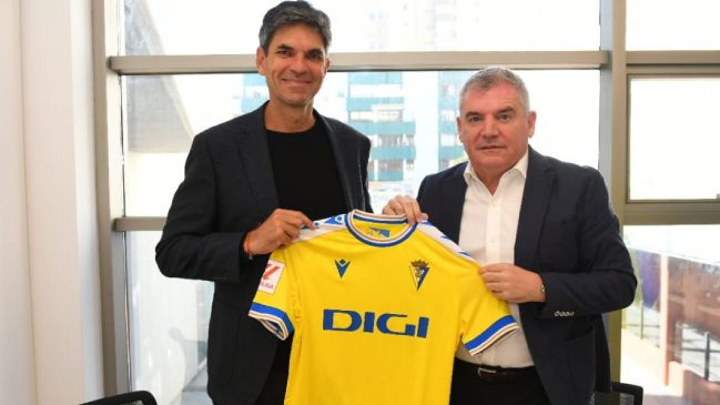 De la U a Europa: Pellegrino fue presentado en Cádiz