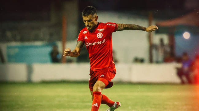 Charles Aránguiz vio acción en caída de Inter de Porto Alegre en el Torneo Gaucho