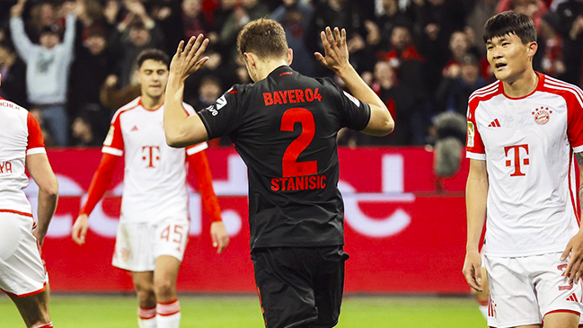 Bayer Leverkusen dio un golpe en la Bundesliga goleando a Bayern Múnich