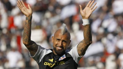 Arturo Vidal estrenó nuevo look en el Superclásico