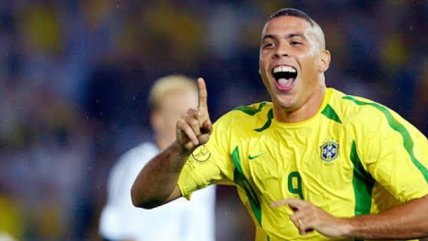 Ronaldo eligió su equipo ideal de todos los tiempos