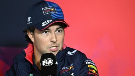 "Checo" Pérez cree que sería "un golpe" para Red Bull la salida de Max Verstappen