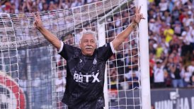 Carlos Caszely teme que la Conmebol perjudique a Colo Colo en la Copa Libertadores