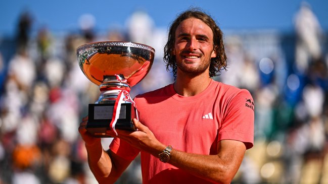 Stefanos Tsitsipas derribó a Casper Ruud y consiguió la triple corona en Montecarlo