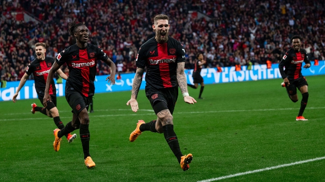 Leverkusen se volvió a salvar en los descuentos y logró récord mundial en el siglo XXI por su invicto