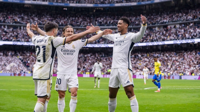 Real Madrid batió sin problemas al Cádiz de Pellegrino y quedó a un paso de ser campeón