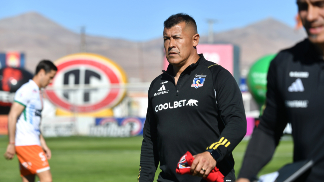 Jorge Almirón pidió tres refuerzos para el plantel de Colo Colo