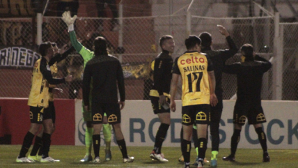 Coquimbo se quedó con los tres puntos y Cobresal se mantiene enredado en la parte baja