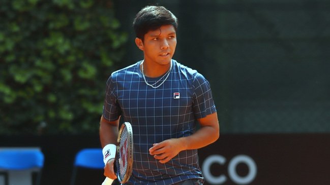 Matías Soto sumó gran victoria a una semana feliz para el tenis chileno