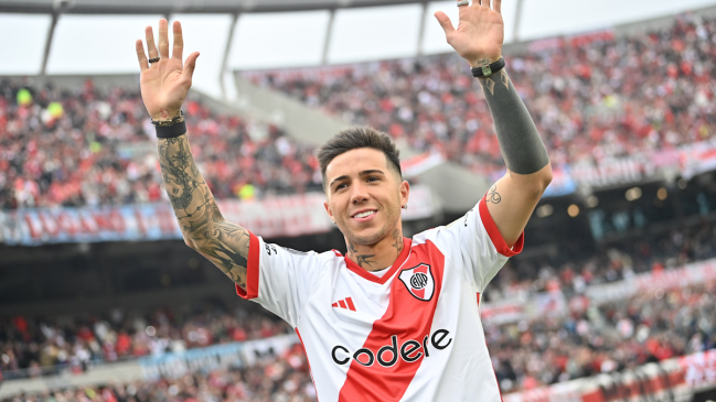 Enzo Fernández dejó atrás su última polémica y fue homenajeado por River Plate