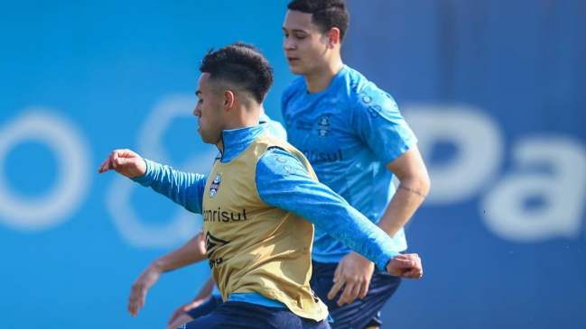 Alexander Aravena se pone a punto para su ansiado debut con Gremio