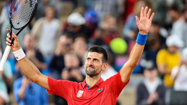 Novak Djokovic se estrenó con sólida victoria en el tenis olímpico de París 2024