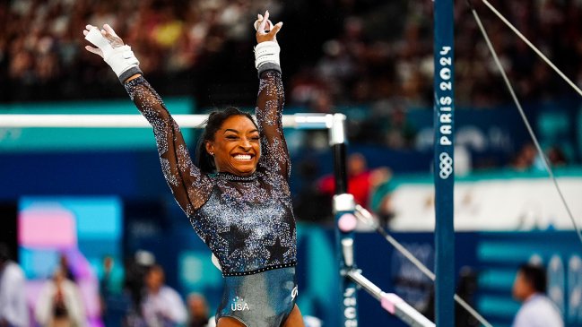 Simone Biles “enamoró” a París en su regreso a los Juegos Olímpicos