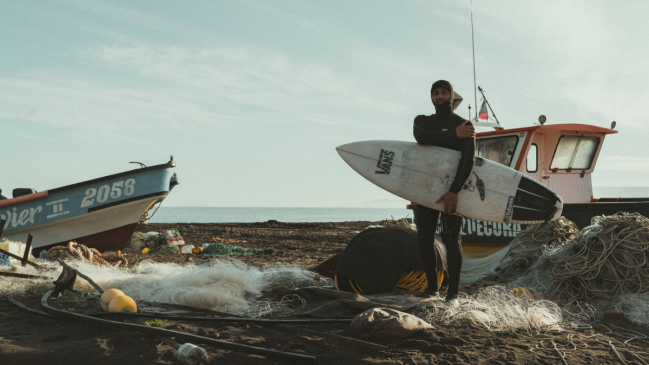 El surfista Nicolás Vargas cumplió su sueño al lograr cinco "aéreos" sobre una ola