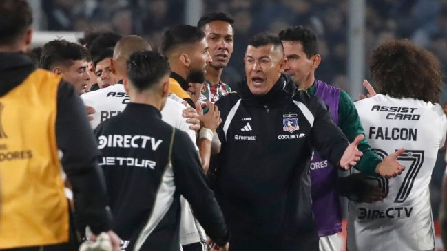 Llegada del rival de Colo Colo en Libertadores fue opacada por pelea entre hinchas en el Aeropuerto