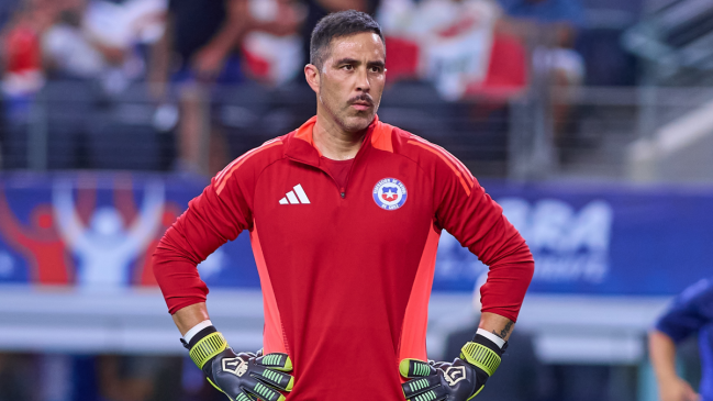 Claudio Bravo no será citado para los partidos de La Roja por las Eliminatorias